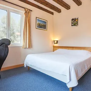 Hotel Logis Restaurant Les Rives De L'arzon **