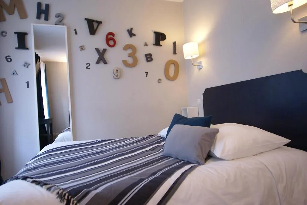 Hotel De La Placette Barcelonnette 2*,